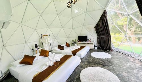 Quadruple Room with Bath