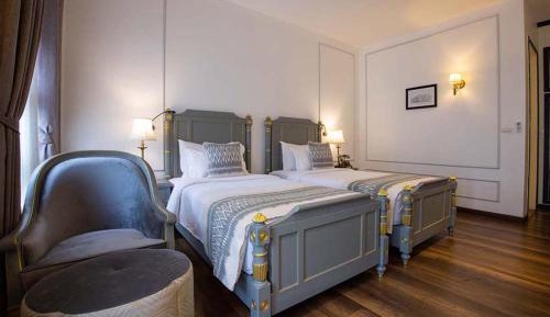 Duplex Suite Double or Twin
