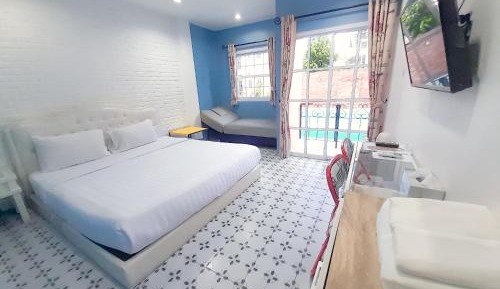 Superior King Room