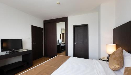 Two-Bedroom Suite