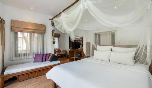 Grand Deluxe Room