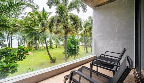 Deluxe Twin Room with Sea View