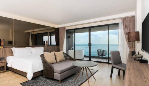 Oceanfront Skybath