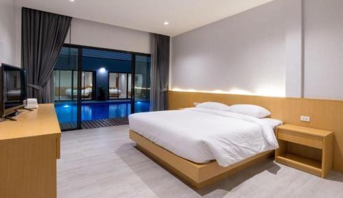 King Room with Pool View