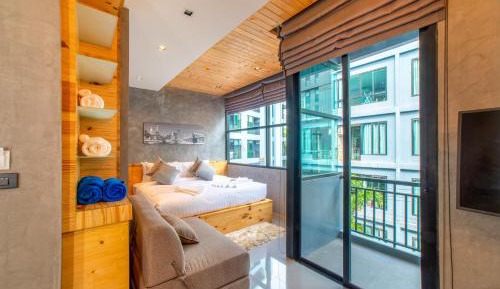 Studio Apartment