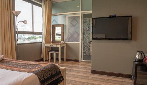 Deluxe Room - River View