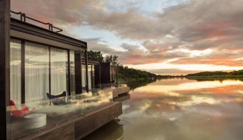X Float Cabin