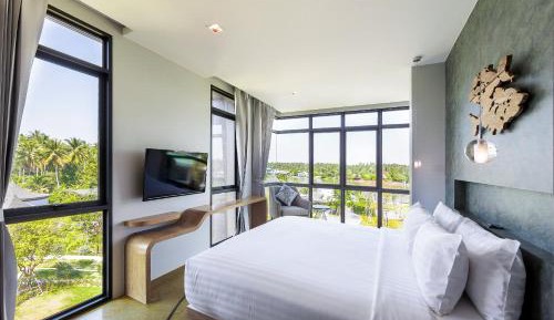 Two-Bedroom Suite with River View