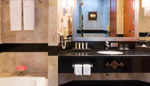 Premier Junior Suite