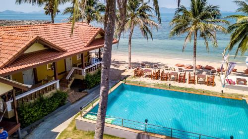 Deluxe Bungalow with Sea View