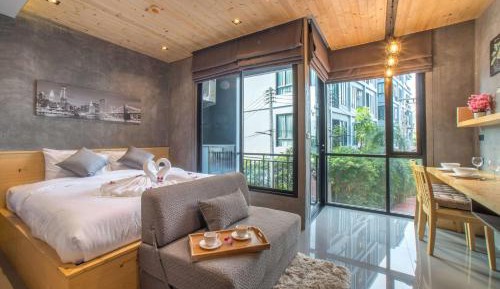 Studio Apartment