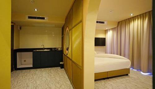 Suite with Spa Bath