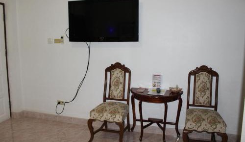 Suite with Garden View