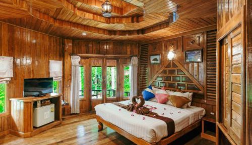 Deluxe Upper Floor
