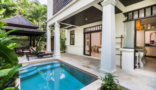 Private Garden Pool