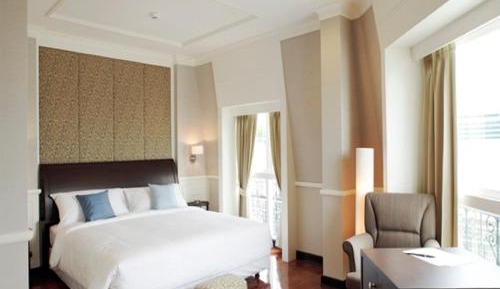 Standard Double Room with River View