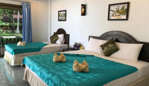 Triple Room with Sea View
