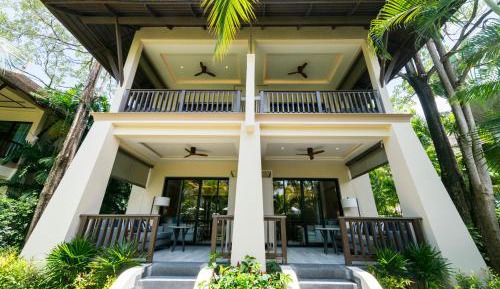 Grand Garden Pavilion King Room - Free Airport Shuttle