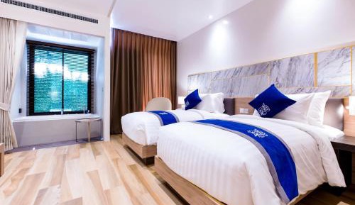Premier Twin Room with Garden View