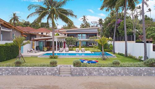 Villa - Beach Front