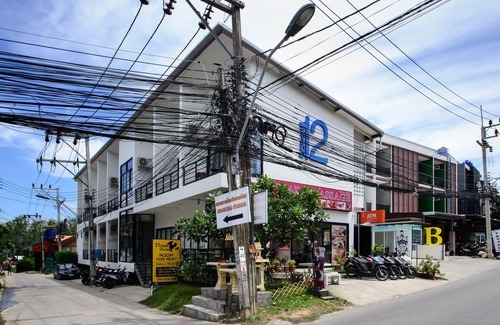 Chalong Hotel | Ocean12 Chic Hotel