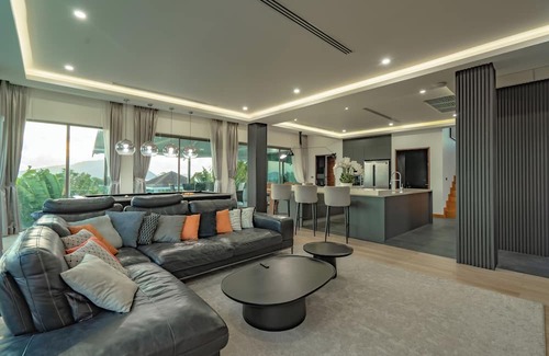 Rawai Villa | Luxury Infinity Pool Seaview 6BR – Villa Shine