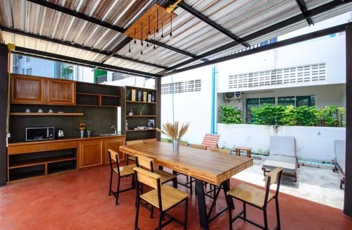 Chalong Hotel | Ocean12 Chic Hotel
