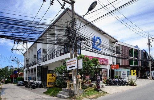 Chalong Hotel | Ocean12 Chic Hotel