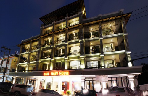 Talat Yai Hotel | Lub Sbuy House Hotel(SHA Certified)