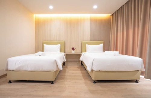 Racha Thewa Hotel | Oriole Residence