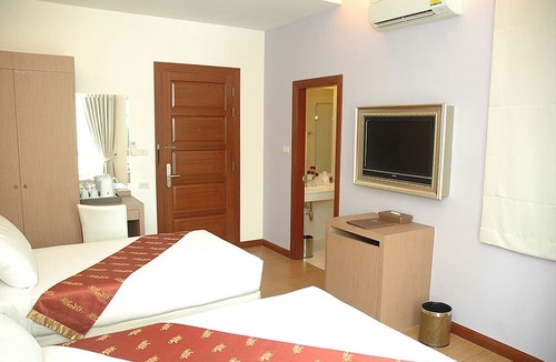 Samsen Nok Hotel | Calypzo 2