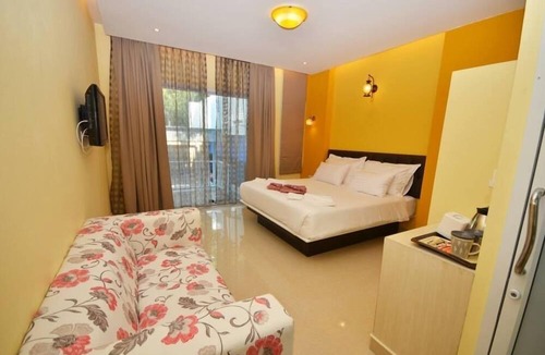 Khlong Wan Hotel | Pearl By The Sea Resort