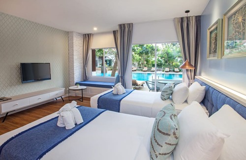 Jomtien Hotel | Hill Fresco