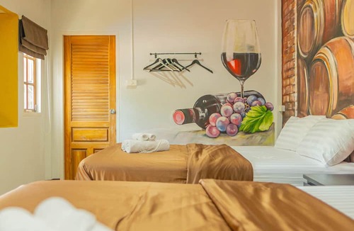 Bang Sare Hotel | Apinya Resort Bangsarey