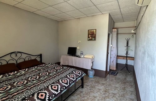 Si Don Chai Hotel | Pinmanee Resort and homestay