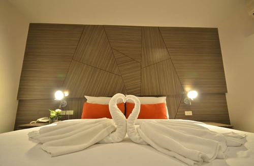 Sathorn Hotel | H2 Hotel