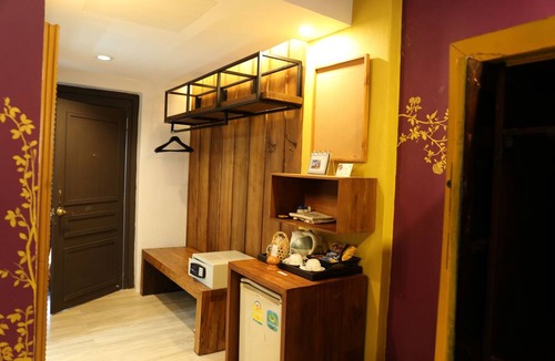 Mueang Kao Hotel | Tharaburi Resort Sukhothai