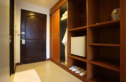 Khlong Kra Saeng Hotel | Royal Diamond Hotel
