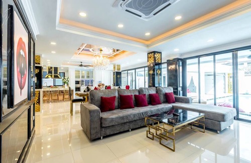 South Pattaya Villa | Exquisite Pool Villa K