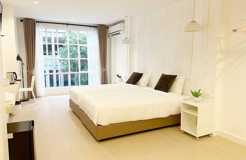 Khlong Ton Sai Hotel | River Home