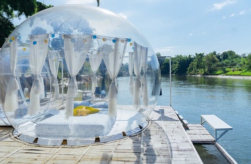 Tha Sao Resort | The Three Bubble Houses