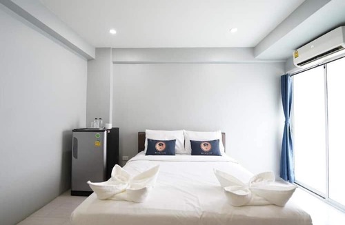 Lak Si Hotel | RoomQuest IT Square Don Mueang Airport