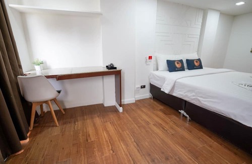 Chom Phon Hotel | WellQuest WellNess Ladprao soi 1
