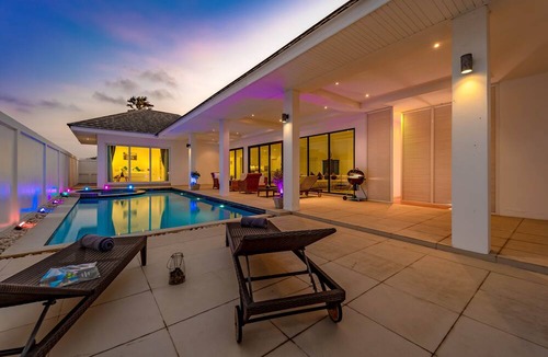 Hua Hin Villa | Modern Large 2 Bedroom Pool Villa - PV2