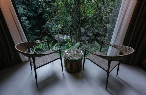 Vientiane Prefecture Resort | Nam Pien Yorla Pa