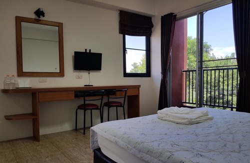 Mae Jo Apartment | Boonthavon Maejo Hotel