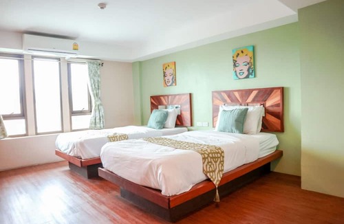 Ban Don Chan Hotel | Tree Retro