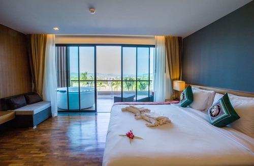 Chalong Resort | Chalong Chalet Resort & Longstay