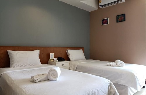 Ramkhamhaeng Hotel | JL Bangkok