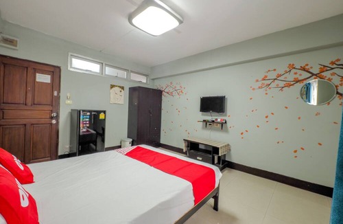 Makkasan Hotel | OYO 75362 Swagath Home